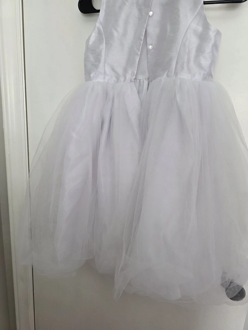 David’s Bridal Girls Size 8 White Flower Girl Formal Tulle Dress Wedding